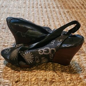 UGG Black Wedge Sandals with Artistic Embroidery